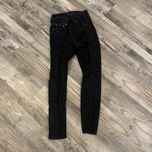 Stylish Black Distressed Women Jeans